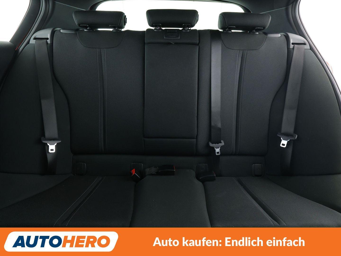BMW 120i Edition M Sport Shadow Aut*NAVI*LED*TEMPO*