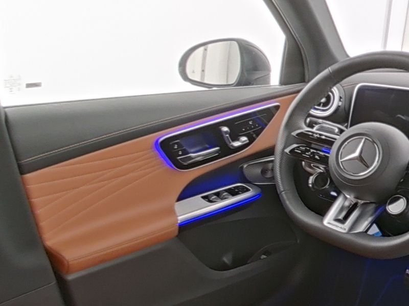 Fahrzeugabbildung Mercedes-Benz GLC 43 AMG Prem DISTR Dynamic+ GUARD360 Burm HAL