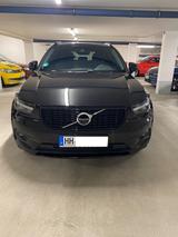 Volvo XC40 T3 R Design Geartronic *Pano*Harmann*AHK - Volvo XC40 von privat