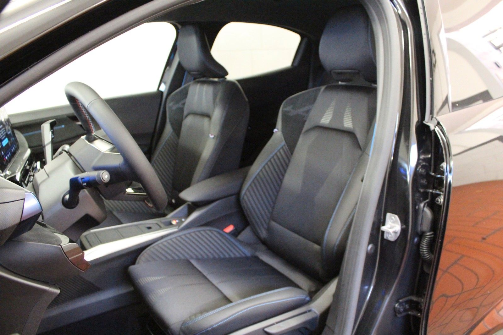 Fahrzeugabbildung Renault Clio VI TCe 115 EDC Esprit Alpine *Neues Modell*