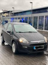Fiat Punto 1.2 Benzin  Sehr sparsam & zuv... - Fiat Punto in Frankfurt (Main)