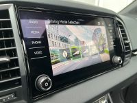 SKODA Karoq Sportline 2.0 TDI DSG 4x4 PANO AHK 5J GAR bei Autohaus Landmann & Maier OHG