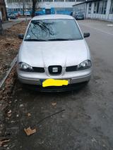 Seat Arosa 1.0 benzin mit 2 Jahre Tüv - Seat Arosa Gebrauchtwagen in Berlin