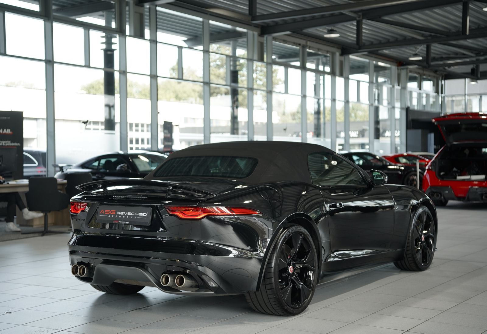 Jaguar F Type