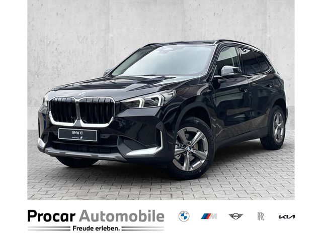 BMW X1 sDrive18i AHK DA PA LED MASSAGE 17"