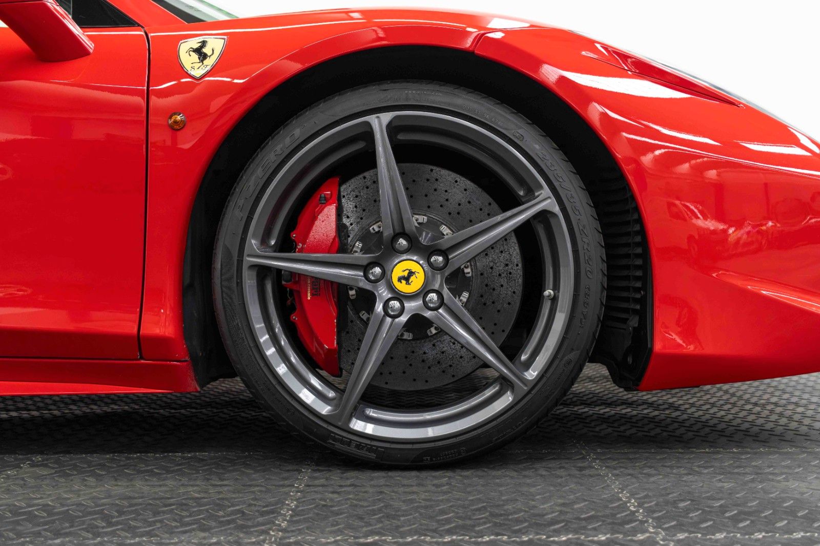 Fahrzeugabbildung Ferrari 458 Spider/LIFT/CARBON/2.HAND/DEUTSCH/