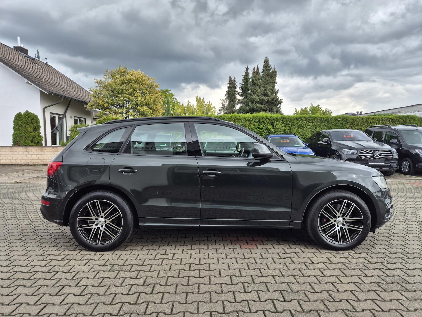 Audi SQ5 3.0 V6 BiTDI 313 ch Audi Exclusive Vert Individual Toit Pano ACC
