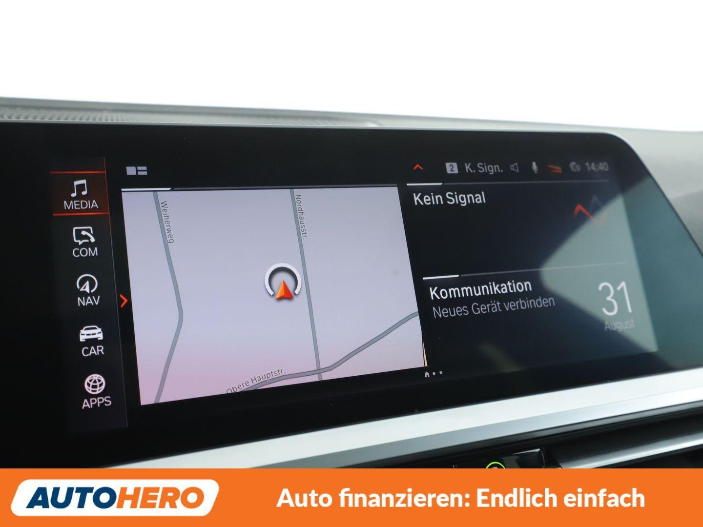 BMW 320i M Sport Aut.*NAVI*LASER*PANO*CAM*PDC*SHZ*
