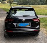 Volkswagen Tiguan 2.0 TDI SCR 140kW DSG 4MOTION Highlin... - Volkswagen Tiguan: 140