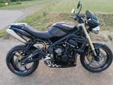 Triumph Street Triple 675 - TRIUMPH STREETFIGHTER