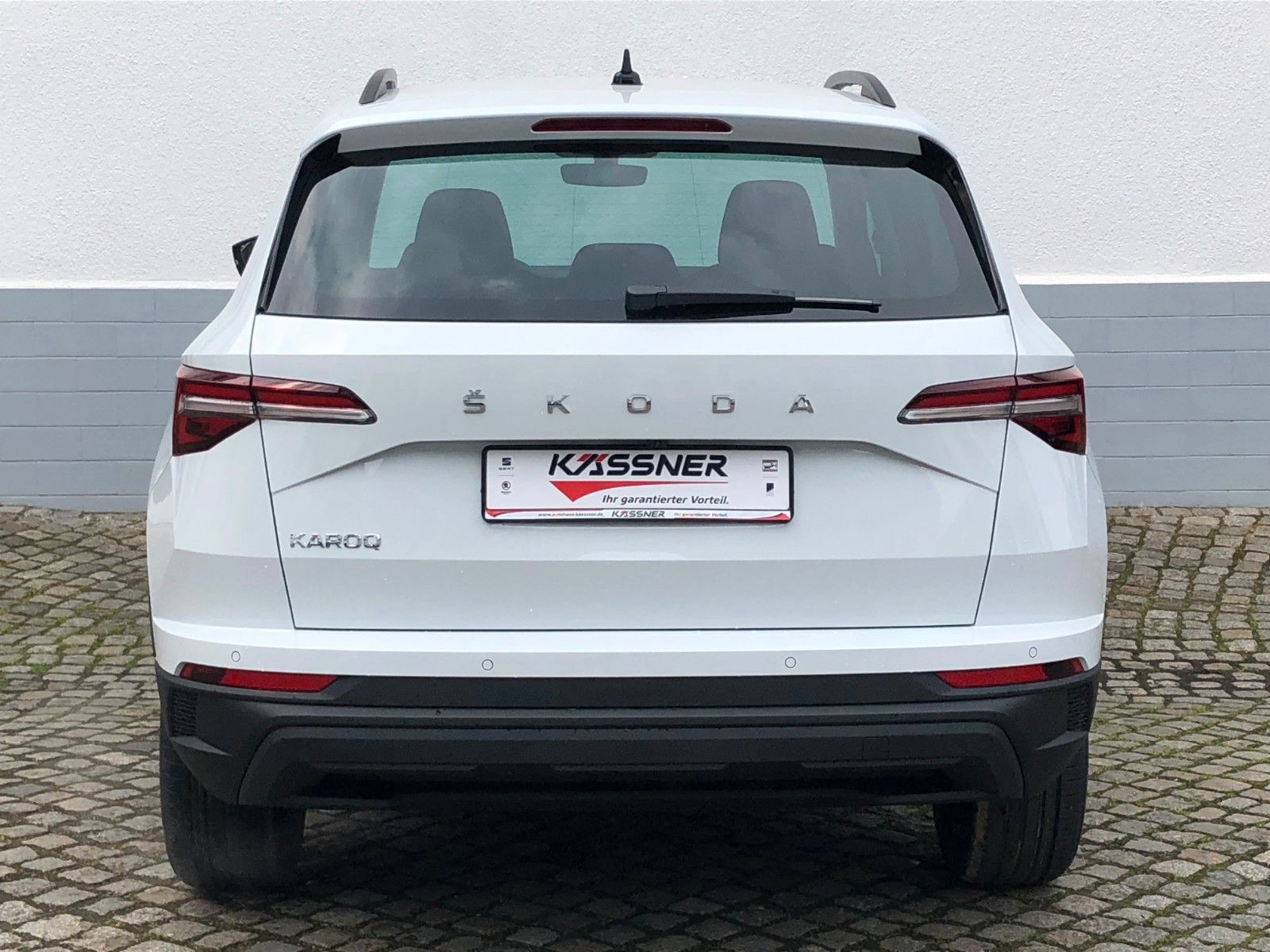 Fahrzeugabbildung SKODA Karoq Ambition 1.5 ACT DSG *Smart Link *SHZ