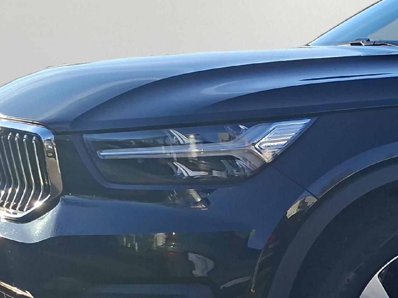 Fahrzeugabbildung Volvo XC40 T4 Plug-In Hybrid Inscription Expression