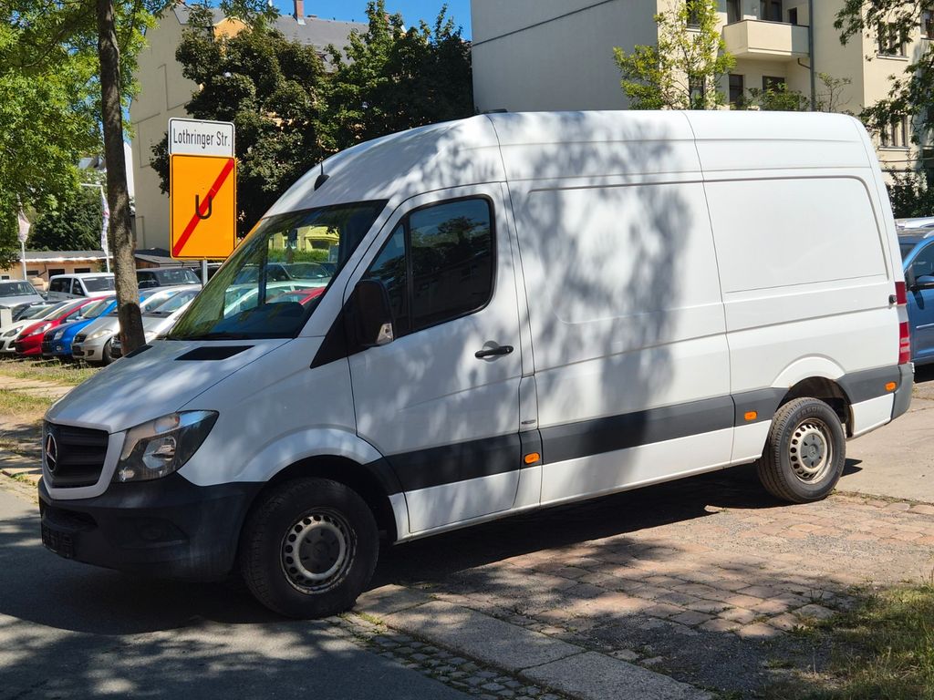 Image of Mercedes-Benz Sprinter