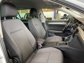Volkswagen Passat Variant *19%*LED*KAMERA*ACC*AHK*NAVI*SHZ*