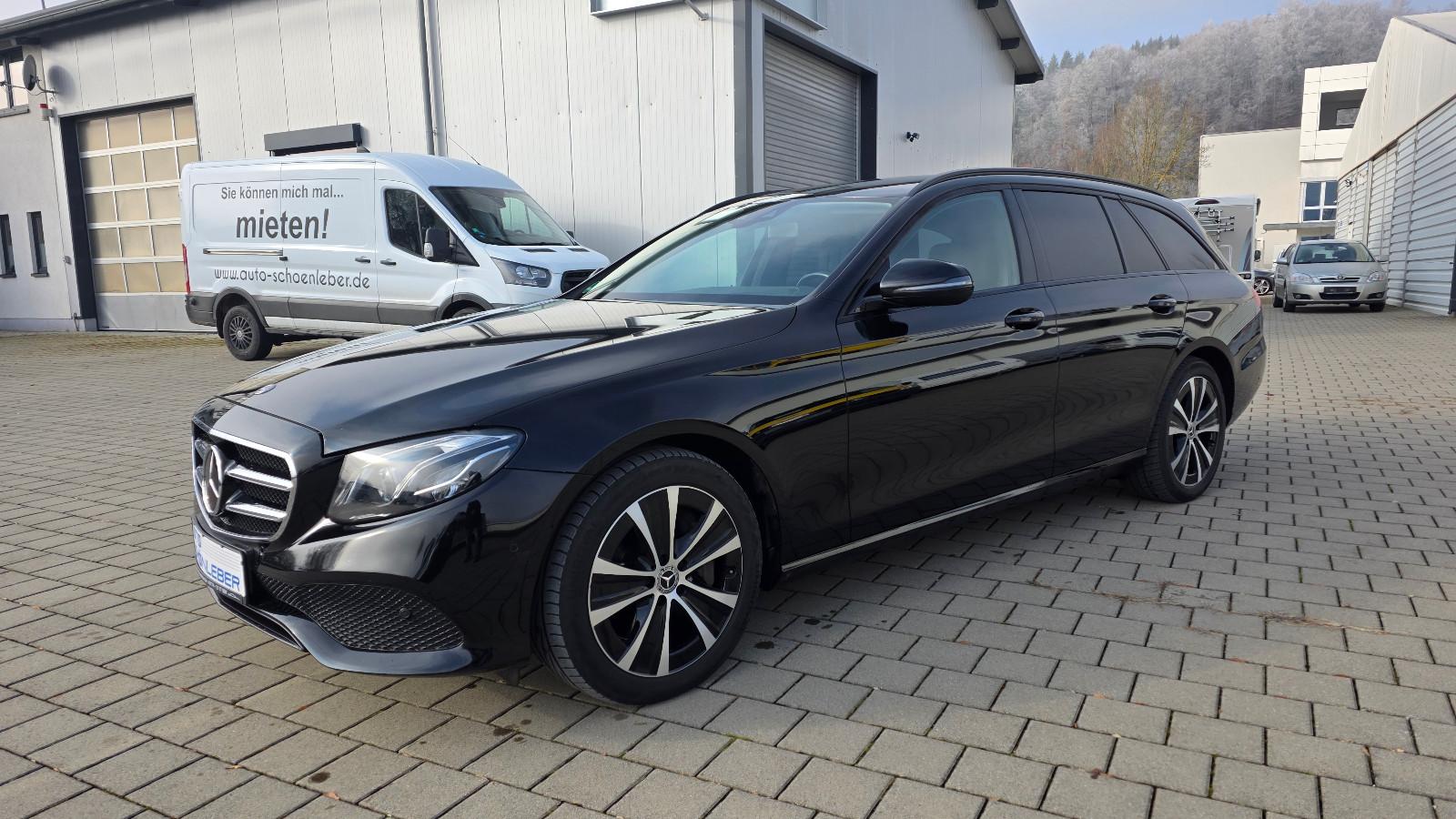 Mercedes-Benz E 400 d 4Matic*Navi*LED*AHK*RFK*ACC*Multikontur*