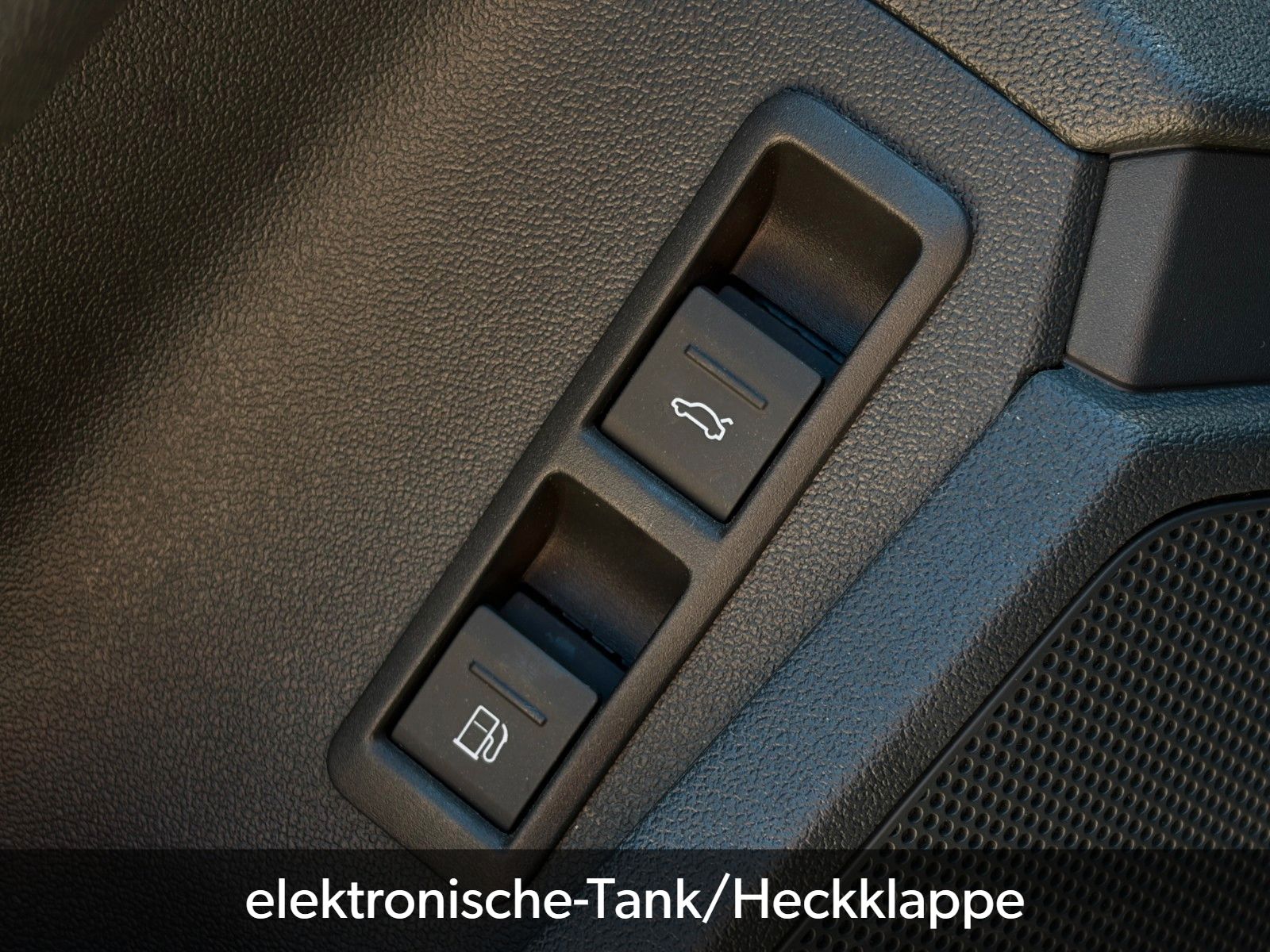 Fahrzeugabbildung Audi A3 Sportback 40 TFSIe Schiebedach KZG ACC CAM