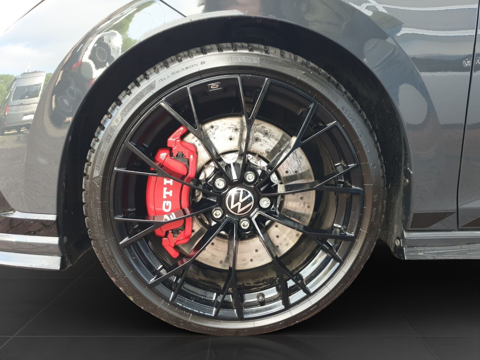Volkswagen Golf GTI CLUBSPORT BLACK STYLE LM19 foto 8