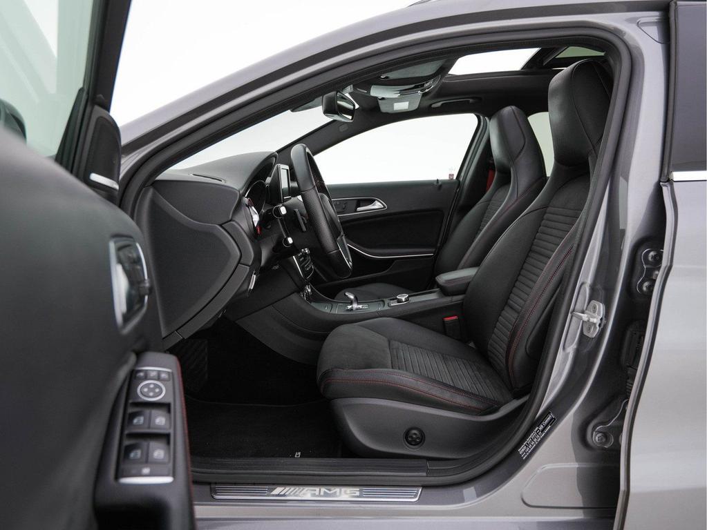 Mercedes-Benz GLA 45 AMG