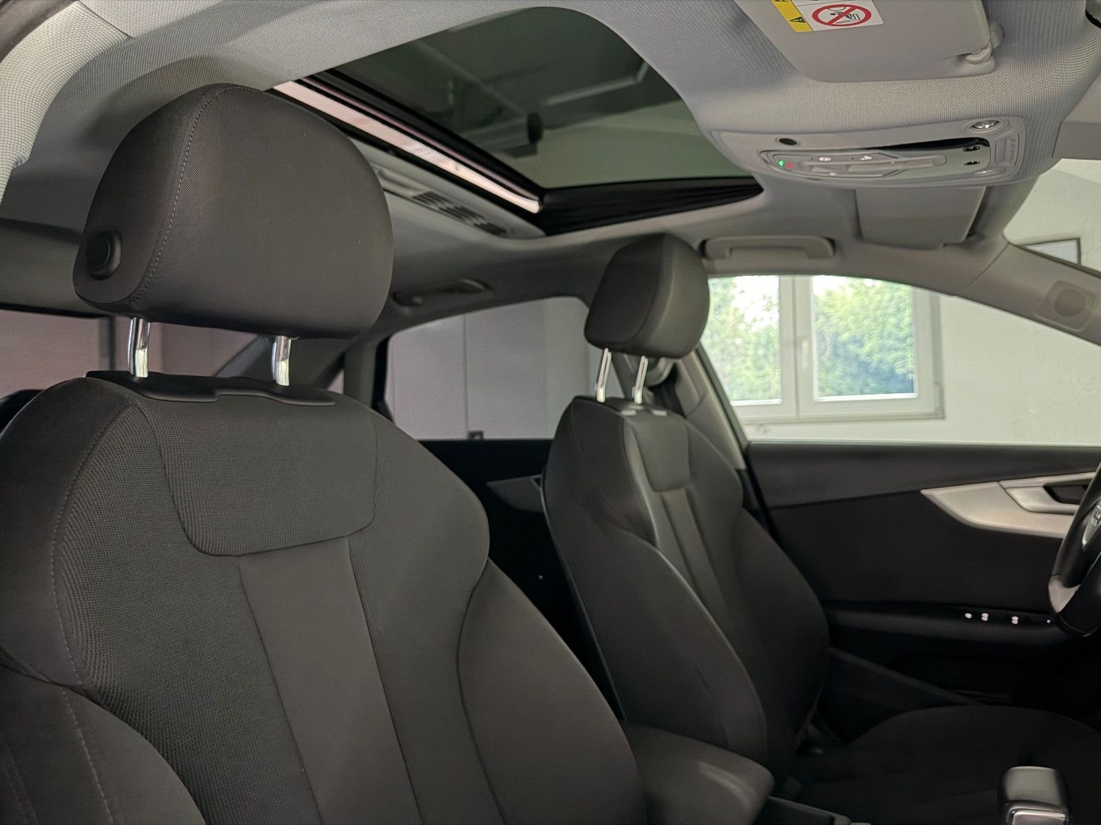 Fahrzeugabbildung Audi A4 Lim. S-LINE SPORT ultra/MATRIX/B&O/eGSD/VIRCO