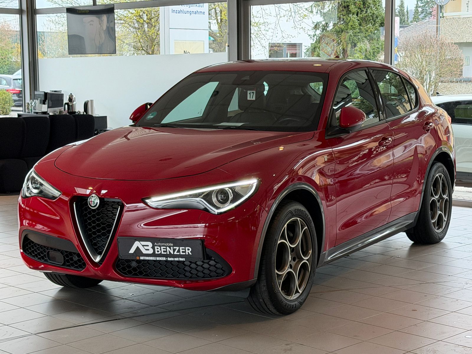 Fahrzeugabbildung Alfa Romeo Stelvio Ti Q4/MEMORY/ACC/NAVI/KAMERA/SHZ/KLIMA