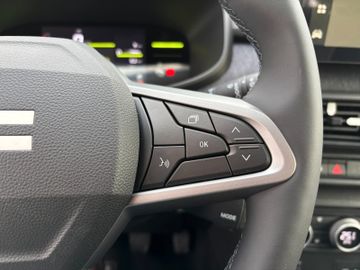 Dacia Sandero Journey  TCe 100