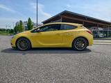 Opel Astra J GTC - Opel Astra aus 2011: Gtc