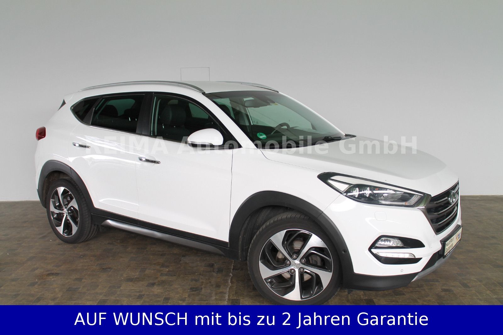 Fahrzeugabbildung Hyundai Tucson 1,7D blue Premium 2WD, Automatik, Xenon