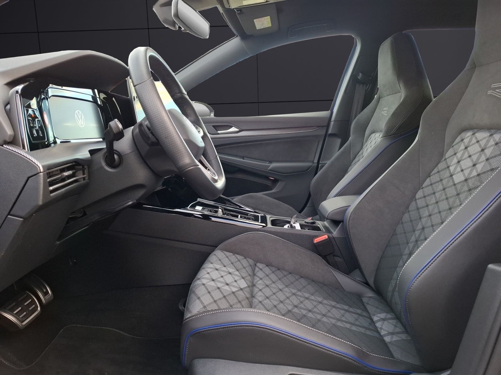 Fahrzeugabbildung Volkswagen Golf VIII Variant TDI R-Line DSG Standhzg LED-pl