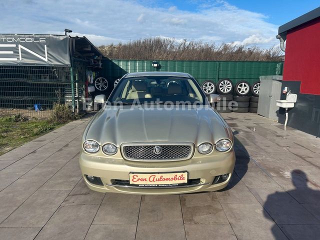 Jaguar X-Type 2.2 D Classic -TEMPOMAT-KLIMAAUTOMATIK-