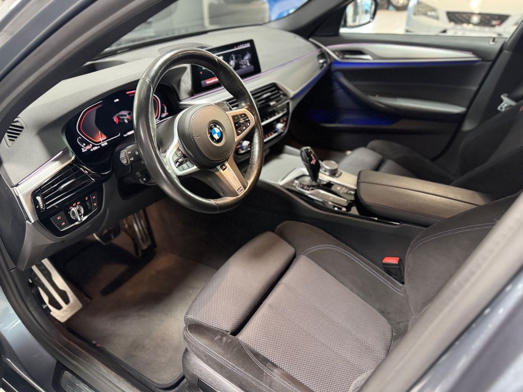 BMW 530 d M Sport /Headup/Shadowline/AHK BMW 530 d M Sport /Headup/Shadowline/AHK
