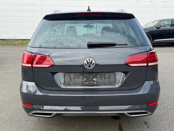 Volkswagen Golf - 5