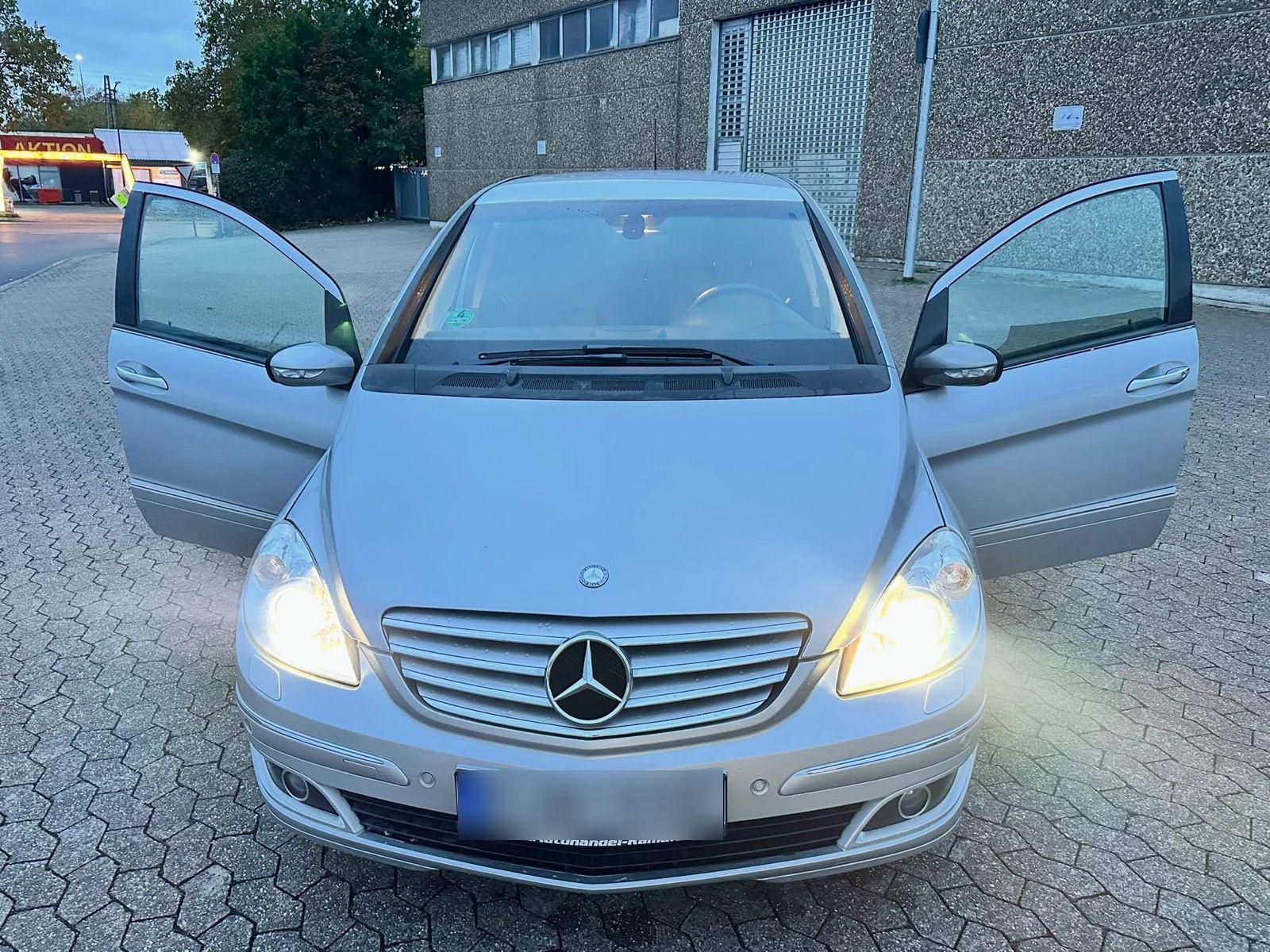 Mercedes-Benz B200 2008 — engine 136 HP (100kW)