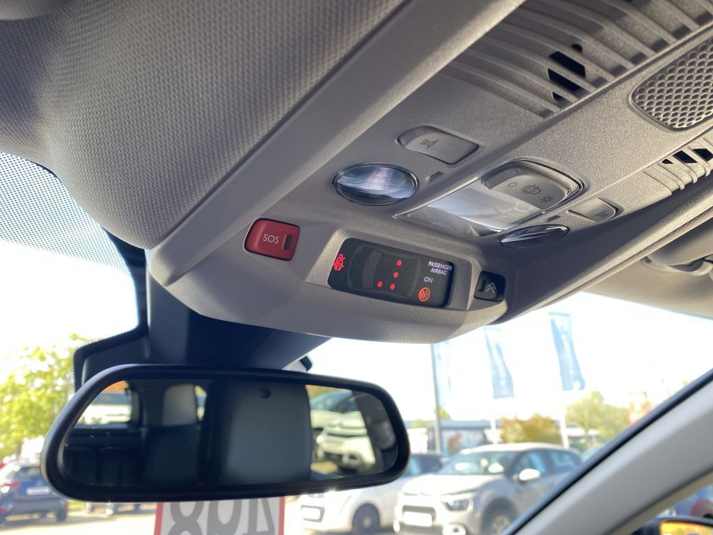 Fahrzeugabbildung Citroën C5 Aircross Hybrid 145 Automatik MAX *Allwetter*