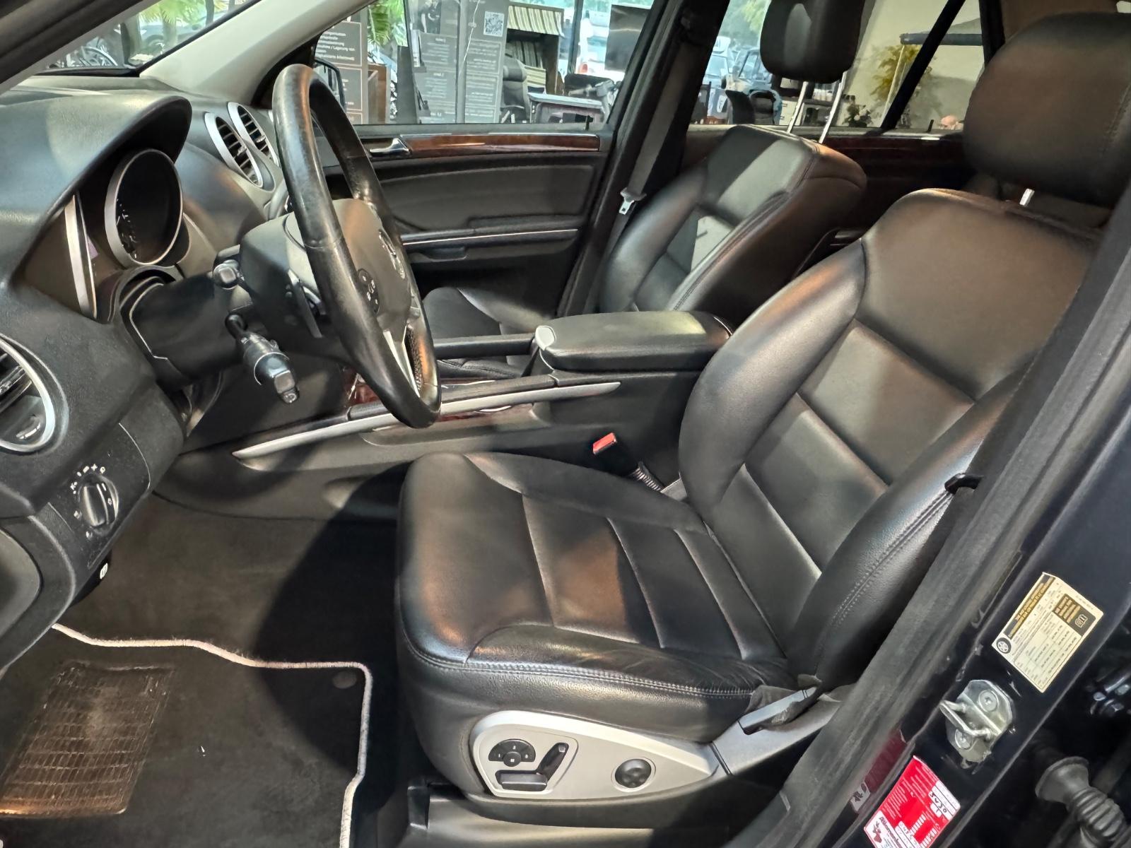 Mercedes-Benz ML 350 LPG Gas Leder 20" RFK AHK Sportpaket