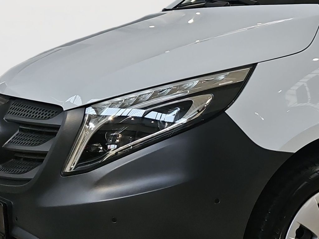 Fahrzeugabbildung Mercedes-Benz Vito 114 Kasten kompakt DAB Navi LED RFK GRA