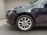 Skoda Octavia Combi Joy - Skoda Octavia: Joy
