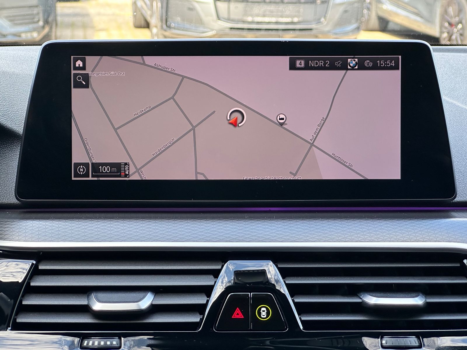 Fahrzeugabbildung BMW 540 i Touring xDrive M-Sport NAV+LED+HEAD-UP