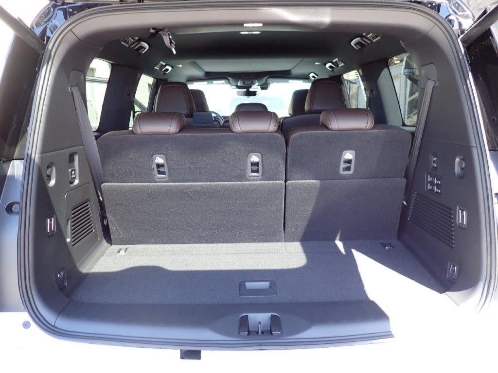 Fahrzeugabbildung Nissan Armada PLATINUM RESERVE  T1: 85.000 EURO