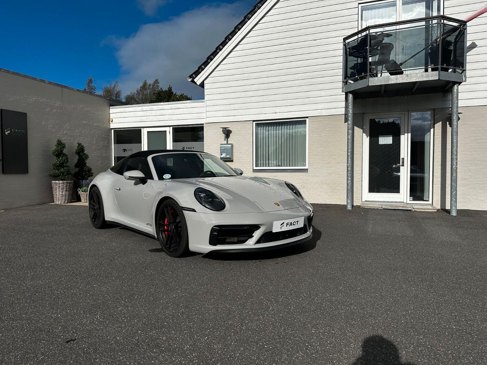 Porsche 992 Targa 4 GTS