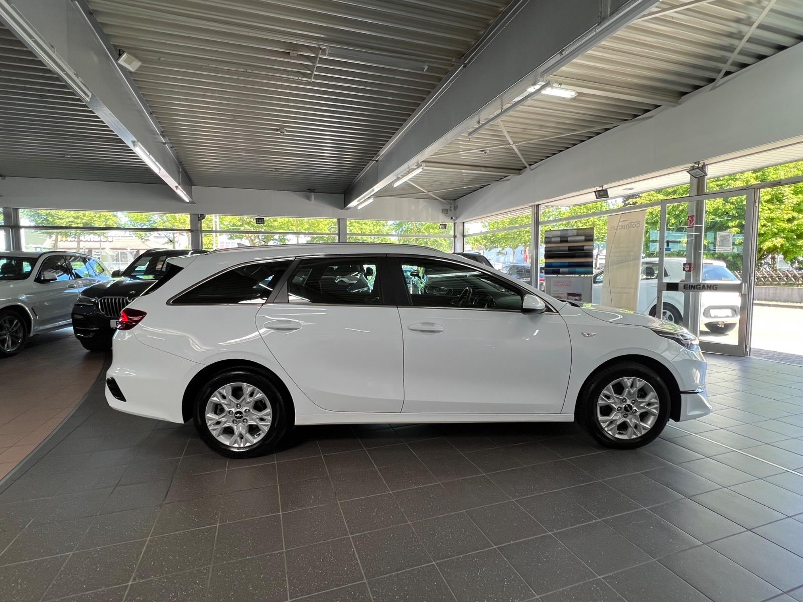 Kia Ceed Sportswagon 1.6 CRDI Vision KAM+Navi+Klima2