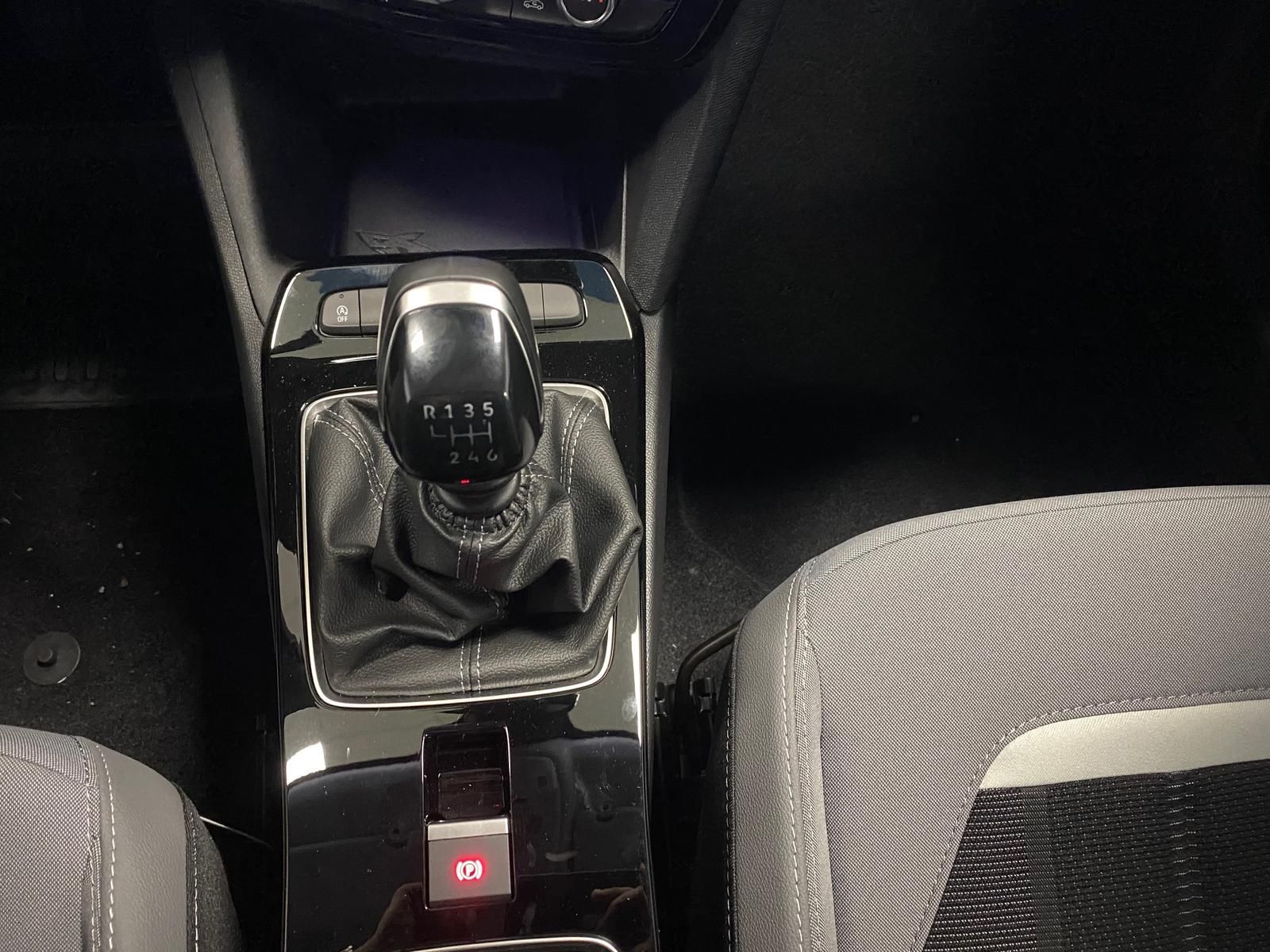 Fahrzeugabbildung Opel Mokka 1.2 Turbo 74kW Edition+ACC+LED+APP CONNECT