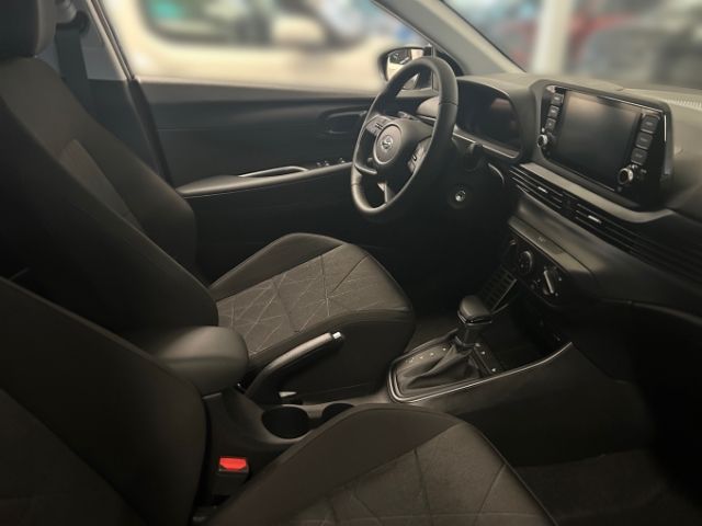 Fahrzeugabbildung Hyundai BAYON Trend Mild-Hybrid DCT 100 PS 2WD 1.0 T-GDI