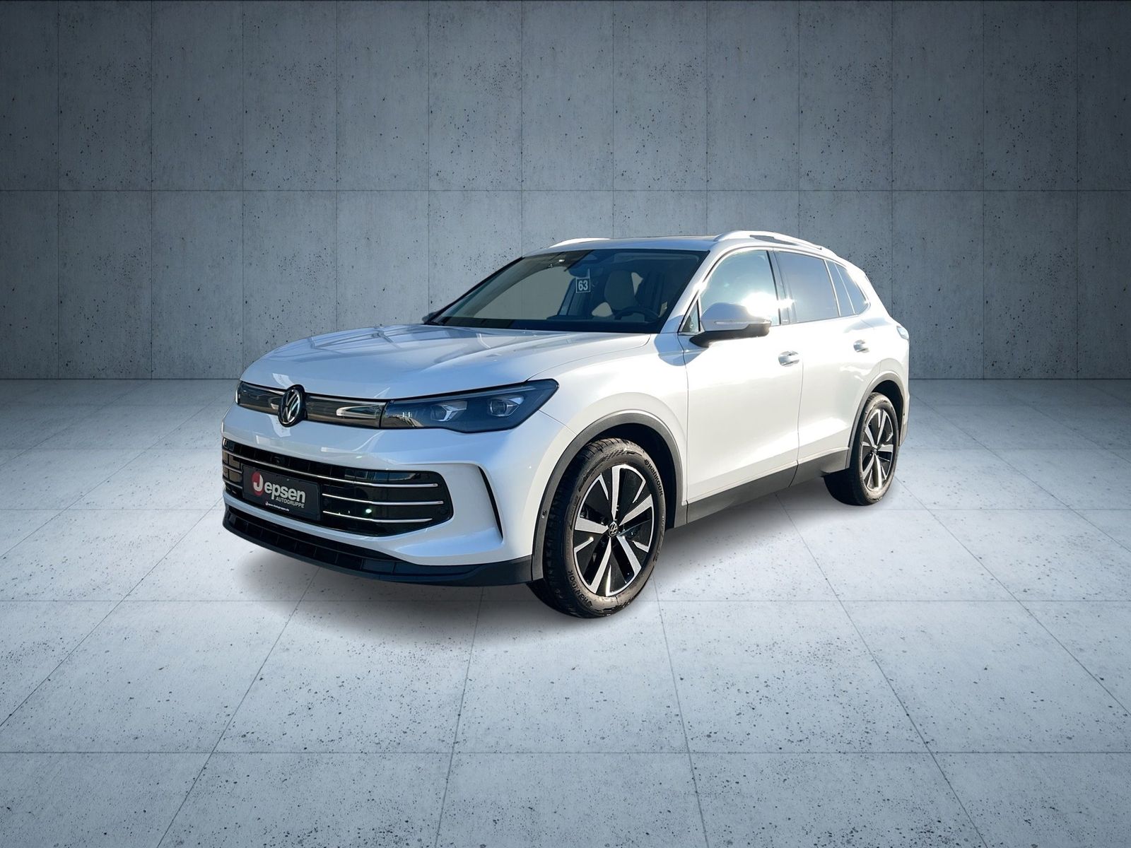 Volkswagen Tiguan 2.0 TDI DSG Elegance /AHK /IQ-LIGHT /PANO