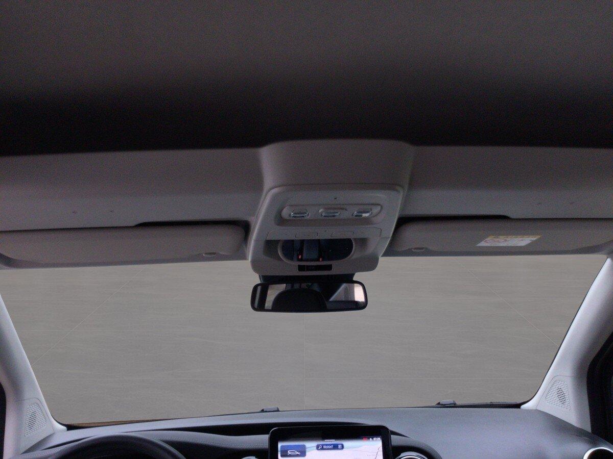 Mercedes-Benz T 180 PROGRESSIVE AMG+PANO+DIST+360+HUD+AHK+BURM