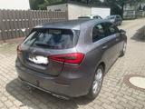 Mercedes-Benz A 200 Progressive Navi MBUX AHK 8Fach Alu  - Mercedes-Benz A 200: Von Privat