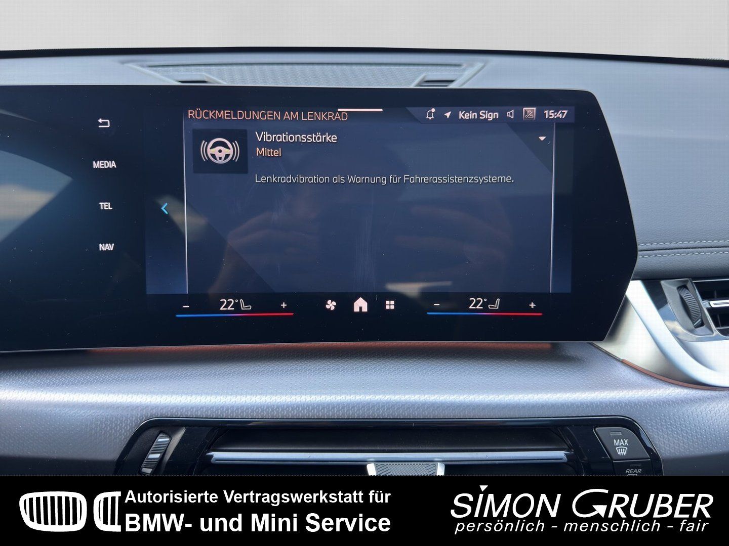 Fahrzeugabbildung BMW iX1 xDrive30 M Sport Pano el.Heckklappe AHK LED
