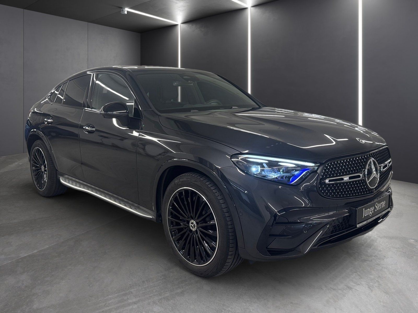 Fahrzeugabbildung Mercedes-Benz GLC 300 d 4M Coupe*Burm*Pano*HUD*20"*360°*Night*