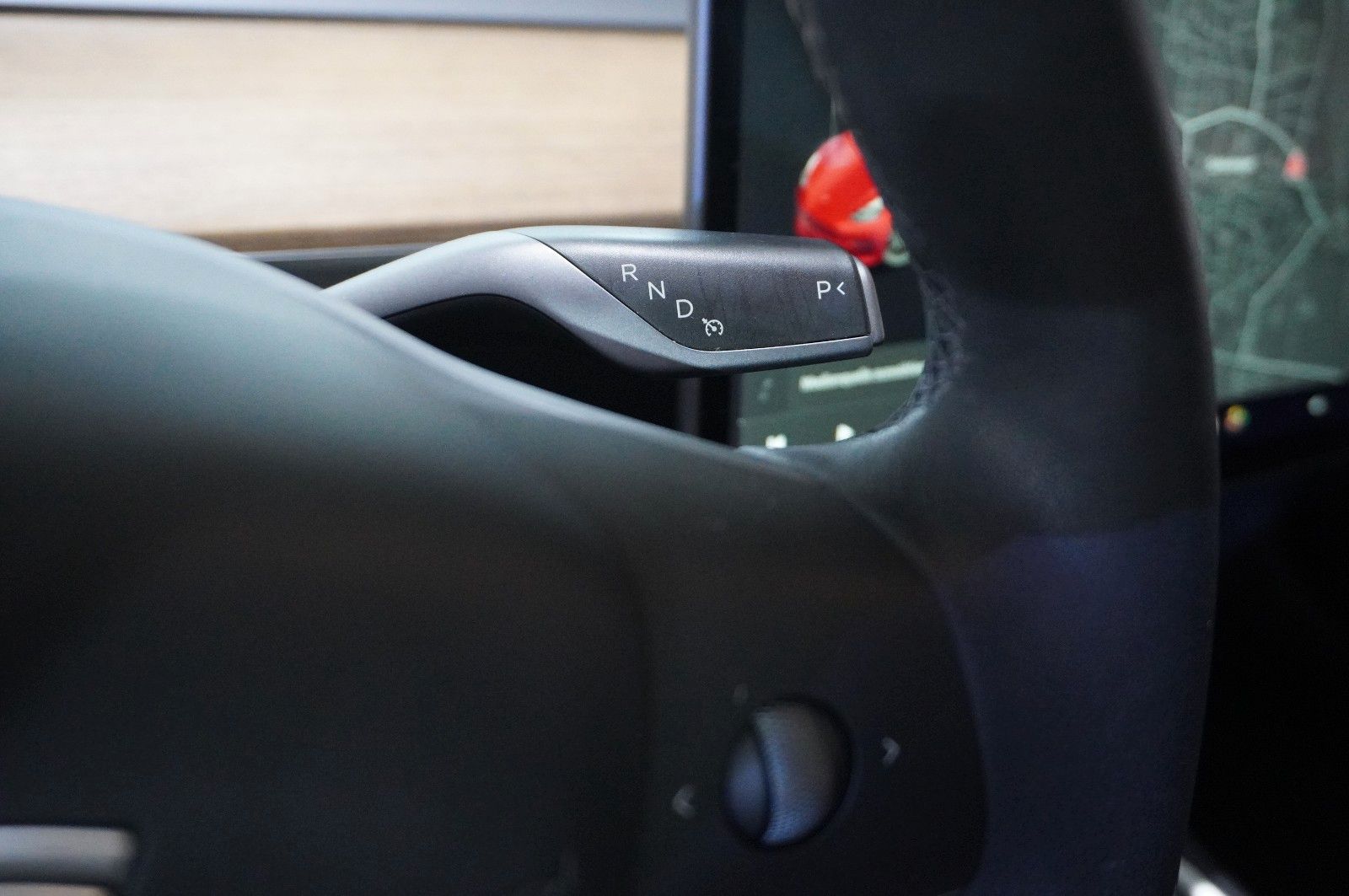 Fahrzeugabbildung Tesla Model 3 Standard Range Plus NAVI/KAMERA/DAB/PANO