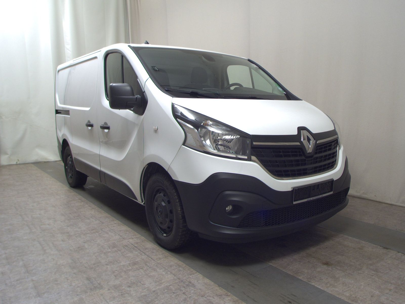 Renault Trafic L1H1 2.0 dCi 3 Sitzer Navi Klima AHK RFK imagem 3