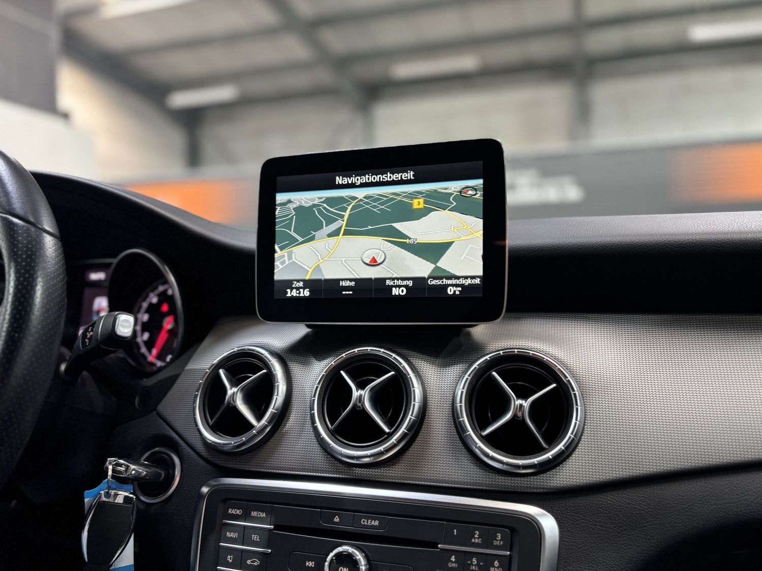 Fahrzeugabbildung Mercedes-Benz CLA 180 Urban#LED#Leder#Kamera#Tempomat#AHK